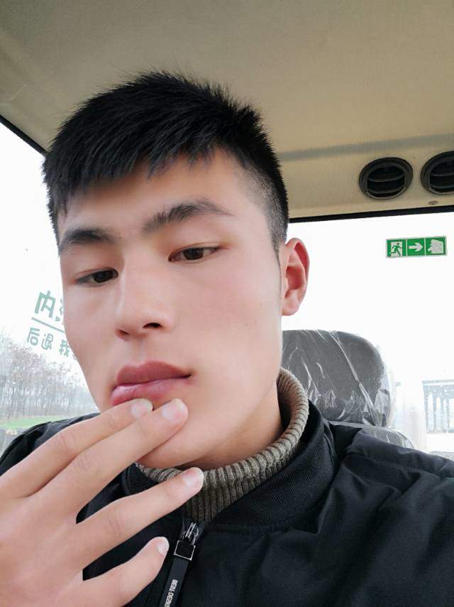 https://assets.gongji58.com/2020-06-16/klrr4e1zld1592300294.jpg!medium