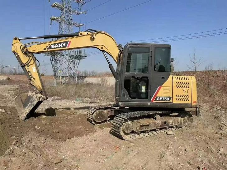 Buy Sany SY75C Used Excavator / 1