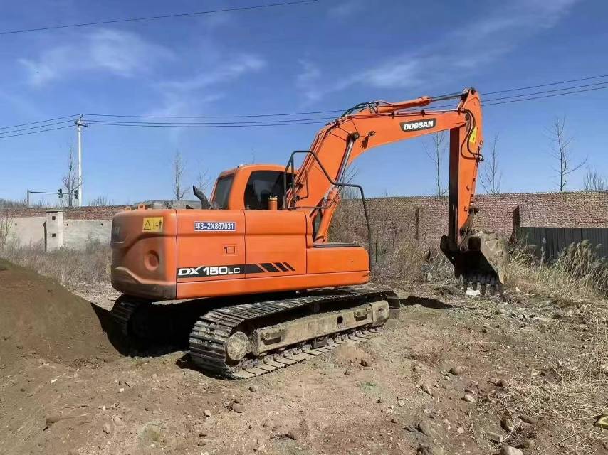 Buy Doosan DX150LC Used Excavator / 3 Used Doosan DX150LC Excavator 2015 Model / 3