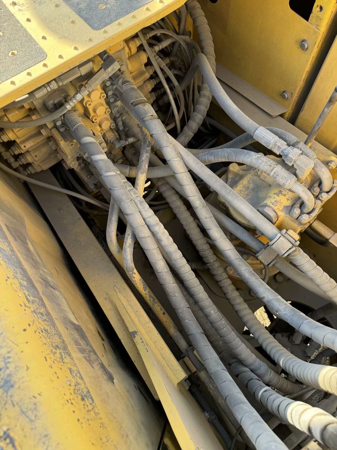 Buy Komatsu PC200-8 Used Excavator / 8 Used Komatsu PC200-8 Excavator 2016 Model / 8