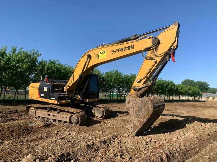 Buy Caterpillar 329D Used Excavator / 1