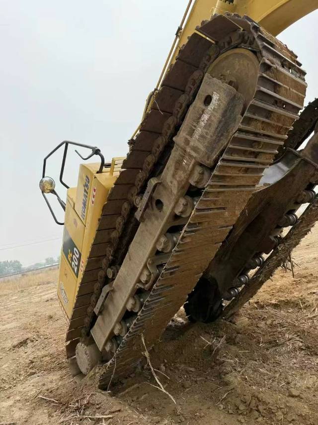 Buy Komatsu PC200LC Used Excavator / 8 Used Komatsu PC200LC Excavator 2020 Model / 8