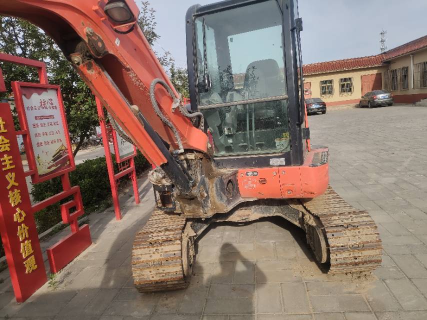 https://assets.gongji58.com/2025-06-27/2168511-t8cjj4p9yn1751008602.jpg?imageView2/0/w/2560/interlace/1