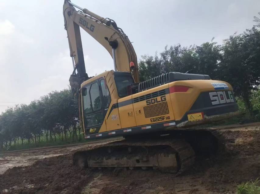 https://assets.gongji58.com/2025-08-15/855732-de5ucvrqm21755250132.jpg?imageView2/0/w/2560/interlace/1