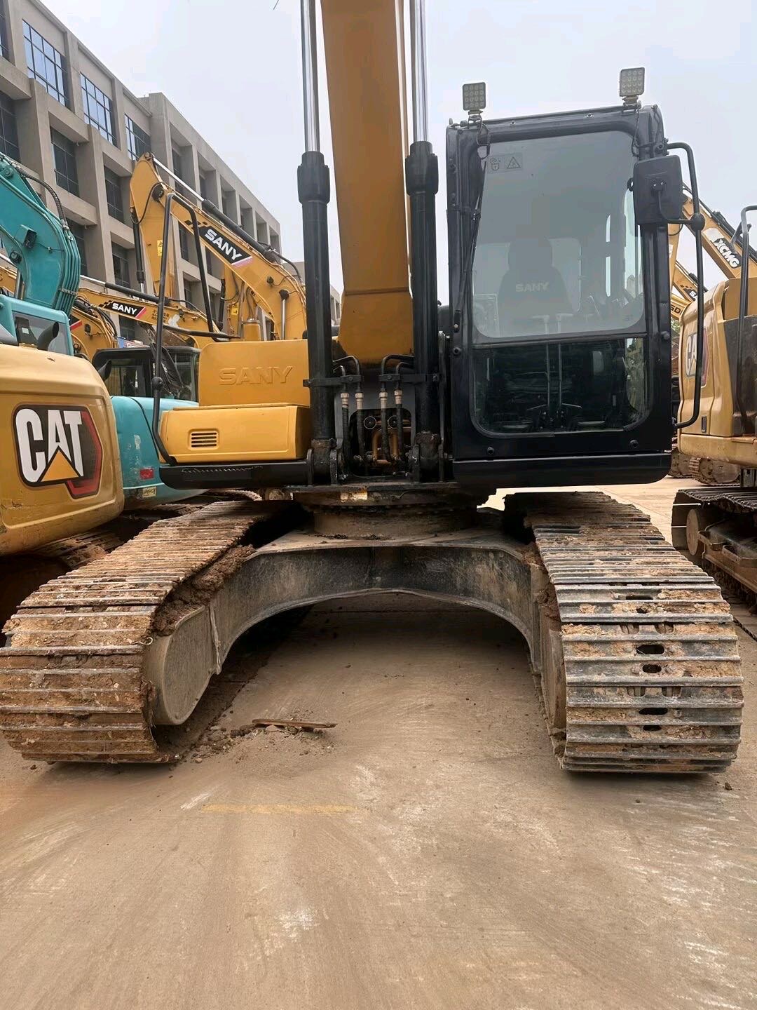https://assets.gongji58.com/2025-09-24/169833-nlkog8x8hp1758679934.jpg?imageView2/0/w/2560/interlace/1