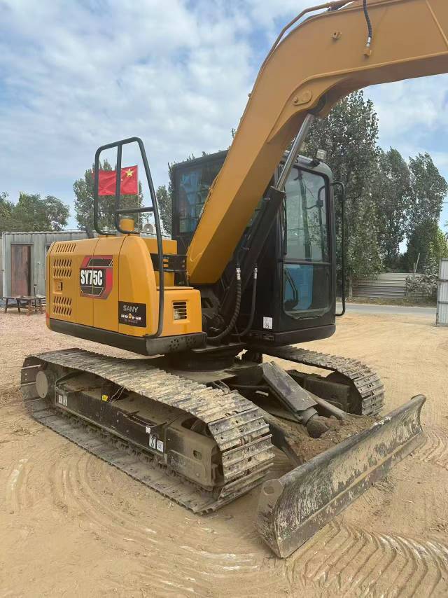 Used Sany SY75C Excavator 2021 Model / 4