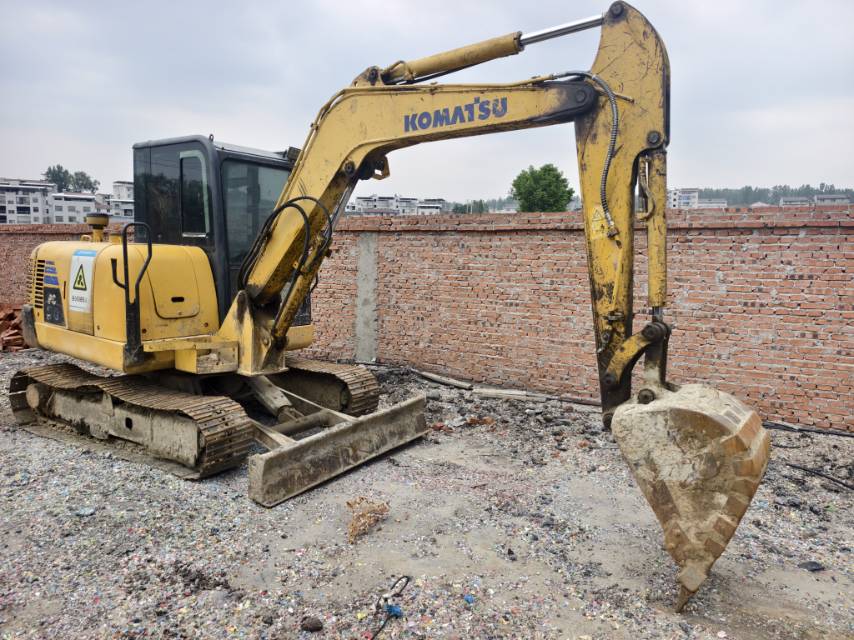 Used Komatsu 56 Excavator 2013 Model / 3