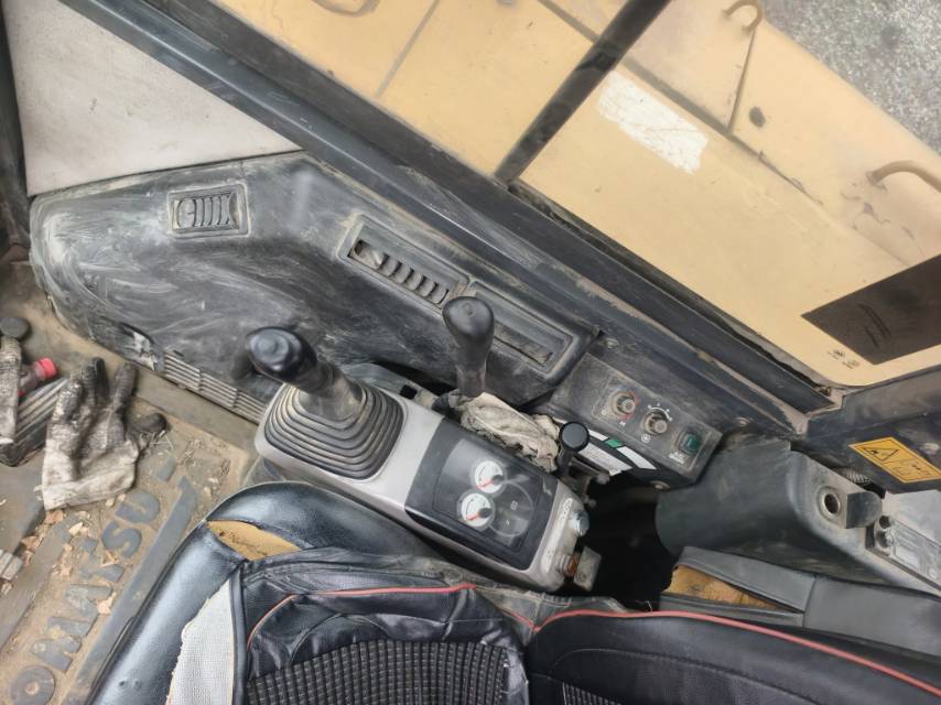 Used Komatsu 56 Excavator 2013 Model / 9