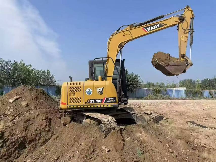 Used Sany SY75C Excavator 2020 Model / 3