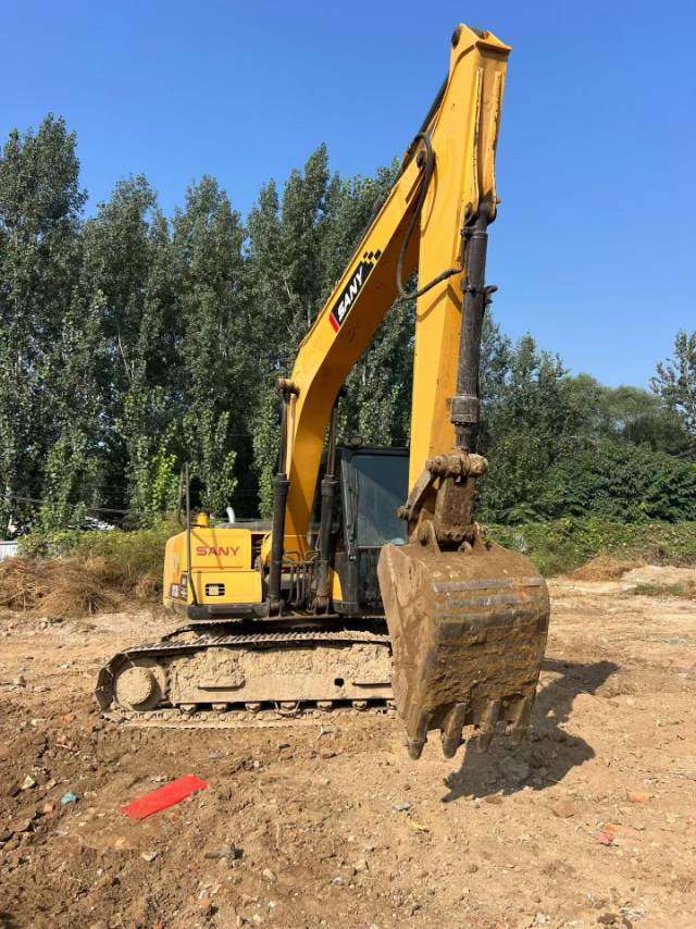 Used Sany SY135C Excavator 2021 Model / 2