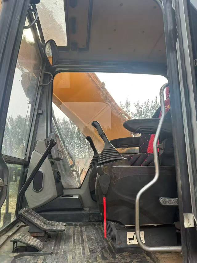 Used Sany SY215C Excavator 2020 Model / 6