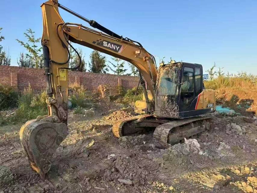 Used Sany SY135C Excavator 2017 Model / 4