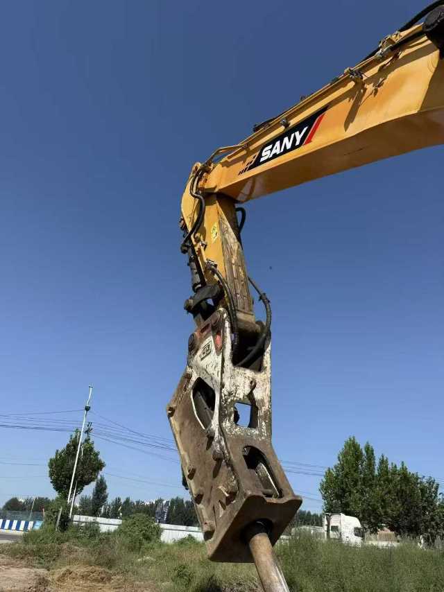 Used Sany SY465C Excavator 2016 Model / 9