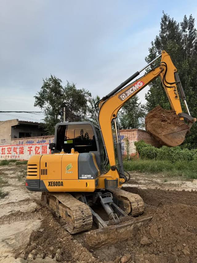https://assets.gongji58.com/2025-10-11/837679-4eea9m5qxb1760150376.jpg?watermark/1/image/a29kbzovL2dqZ2ovd2F0ZXJtYXJrL3dqLnBuZw/gravity/South/dx/0/dy/200/wst/2/ws/1|imageView2/0/w/1024/interlace/1