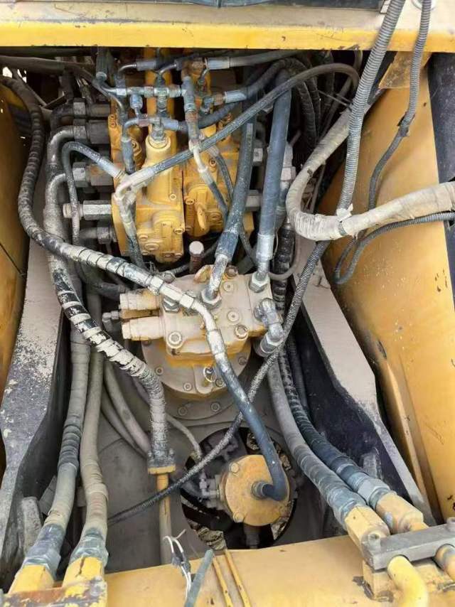 Used Sany SY135C Excavator 2018 Model / 5