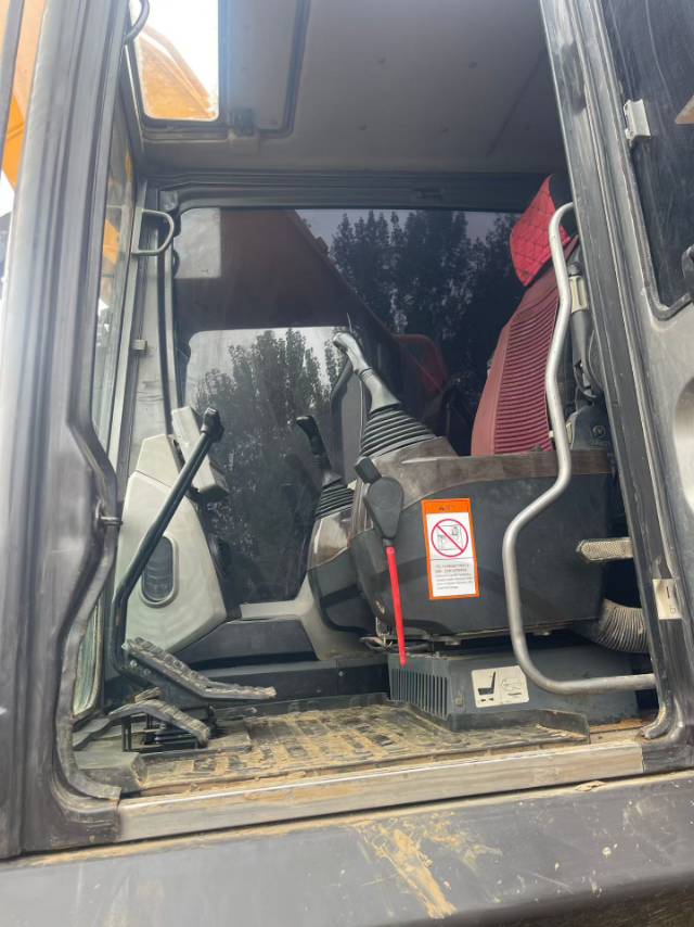 Used Sany SY305C Excavator 2021 Model / 9