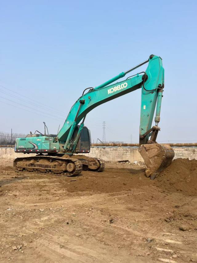 Used Kobelco SK350LC Excavator 2018 Model / 3