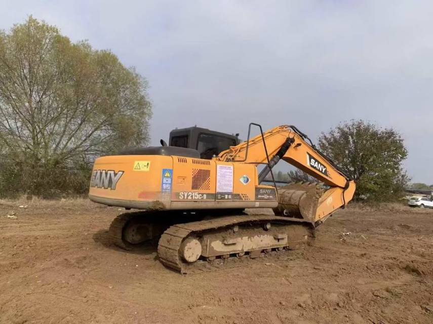 Used Sany SY205C Excavator 2015 Model / 3