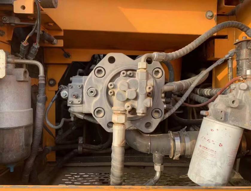 Used Sany SY205C Excavator 2015 Model / 5