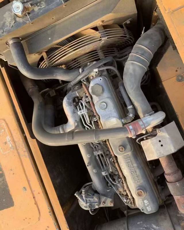 Used Sany SY205C Excavator 2015 Model / 6