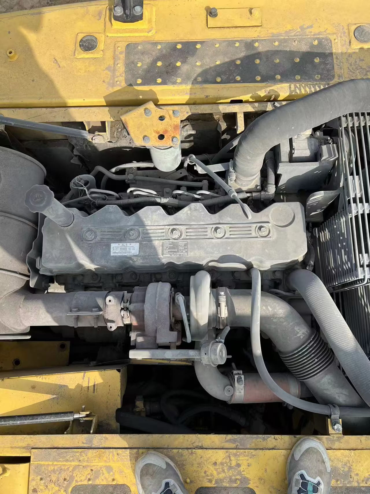 Used Komatsu PC200-8 Excavator 2015 Model / 7