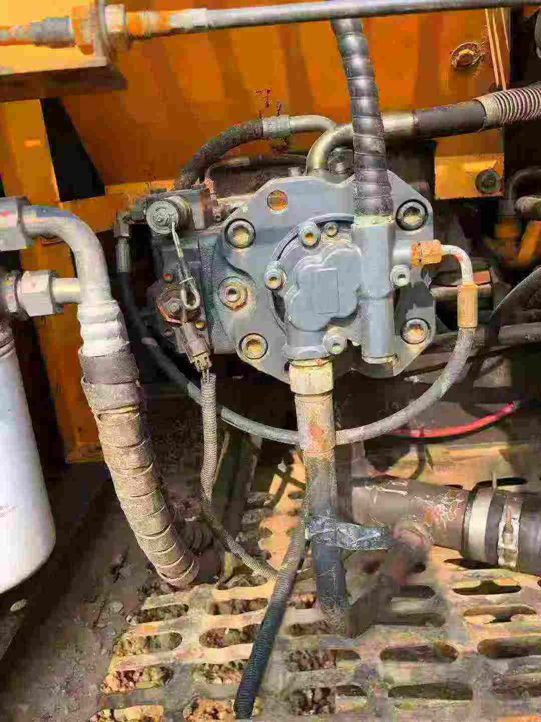 Used Sany SY135C Excavator 2020 Model / 5