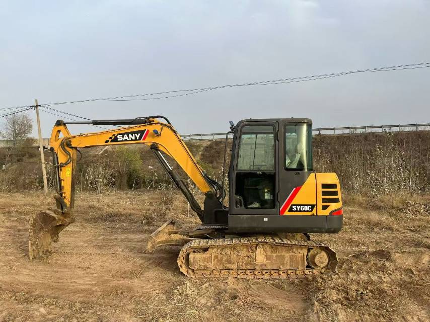 Buy Sany SY60C Used Excavator / 1