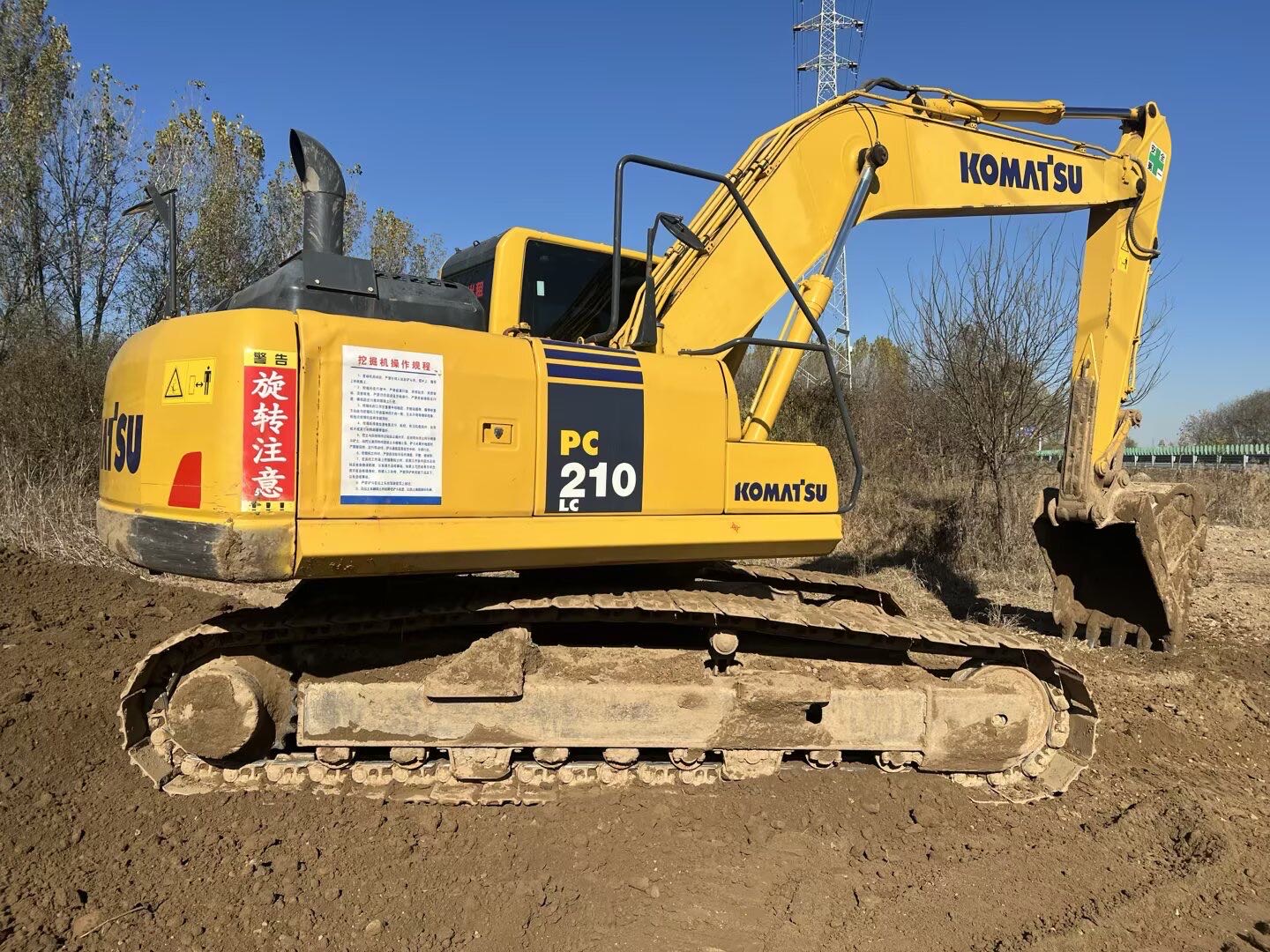 Used Komatsu PC210-8 Excavator 2014 Model / 4