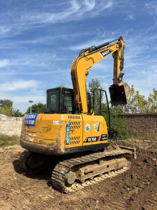 Used Sany SY75C Excavator 2018 Model / 3