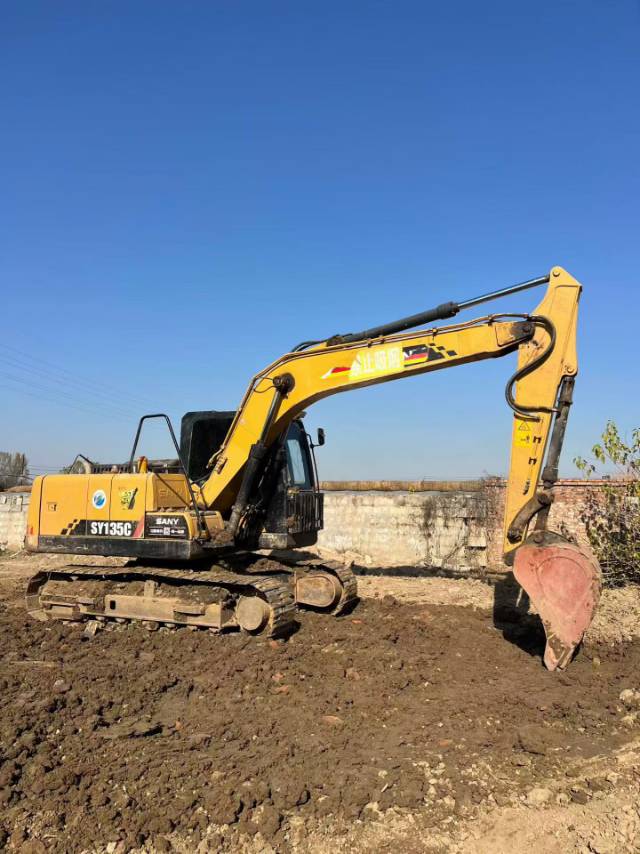 Used Sany SY135C Pro Excavator 2019 Model / 3