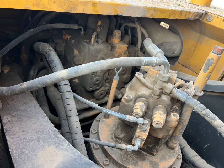 Used Sany SY305H Excavator 2018 Model / 8