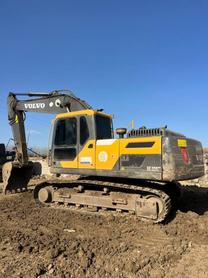 Buy Volvo EC200D Used Excavator / 2 Used Volvo EC200D Excavator 2017 Model / 2