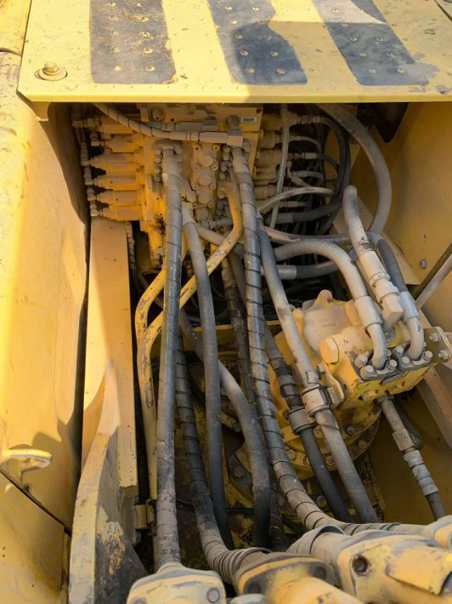 Buy Komatsu PC220-8 Used Excavator / 8 Used Komatsu PC220-8 Excavator 2019 Model / 8