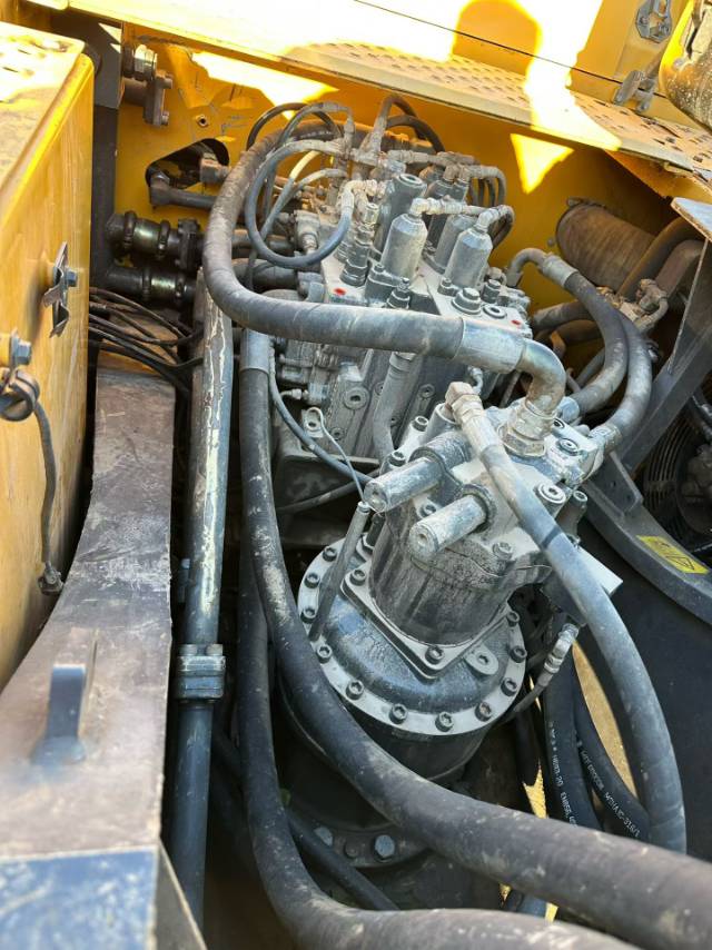 Buy Volvo EC360LC Used Excavator / 9 Used Volvo EC360LC Excavator 2019 Model / 9