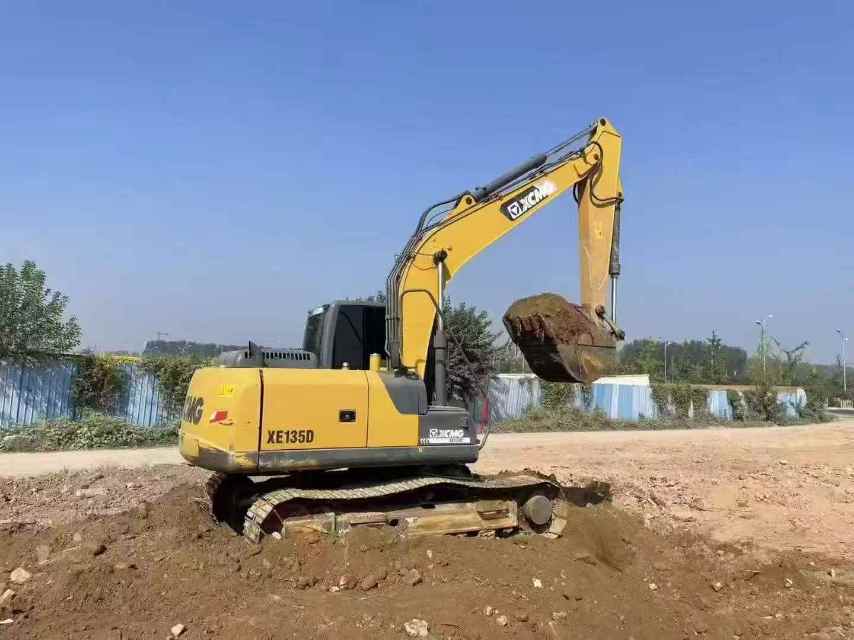 Buy XCMG XE135D Used Excavator / 4 Used XCMG XE135D Excavator 2021 Model / 4