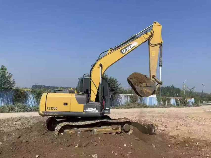 Buy XCMG XE135D Used Excavator / 3 Used XCMG XE135D Excavator 2021 Model / 3