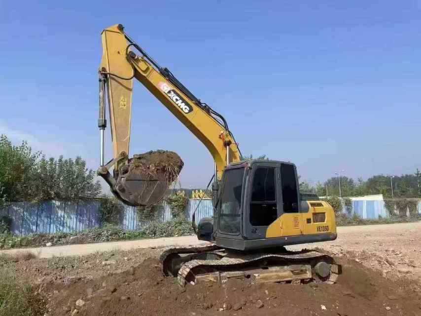 Buy XCMG XE135D Used Excavator / 2 Used XCMG XE135D Excavator 2021 Model / 2