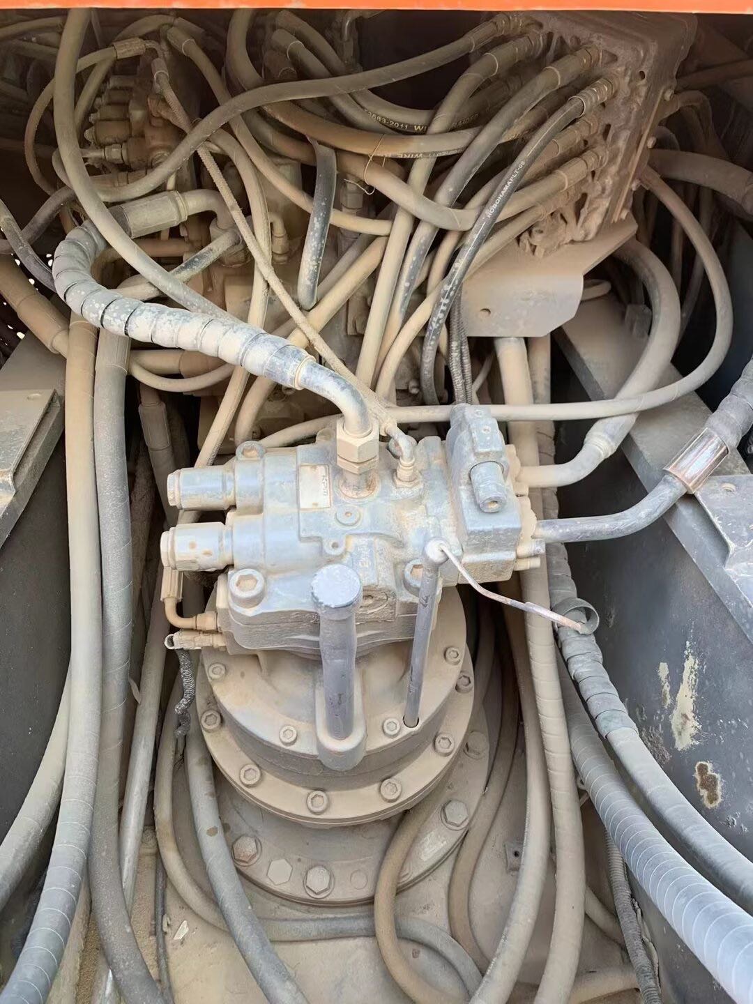 Buy Hitachi ZX200LC Used Excavator / 8 Used Hitachi ZX200LC Excavator 2015 Model / 8