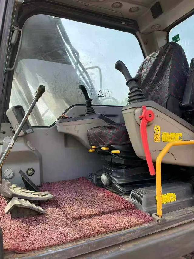 Buy Volvo EC120D Used Excavator / 4 Used Volvo EC120D Excavator 2018 Model / 4