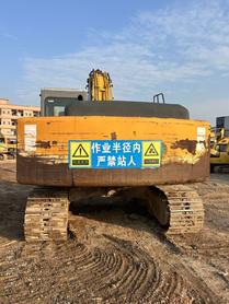 Buy Kato HD820R Used Excavator / 4 Used Kato HD820R Excavator 2013 Model / 4