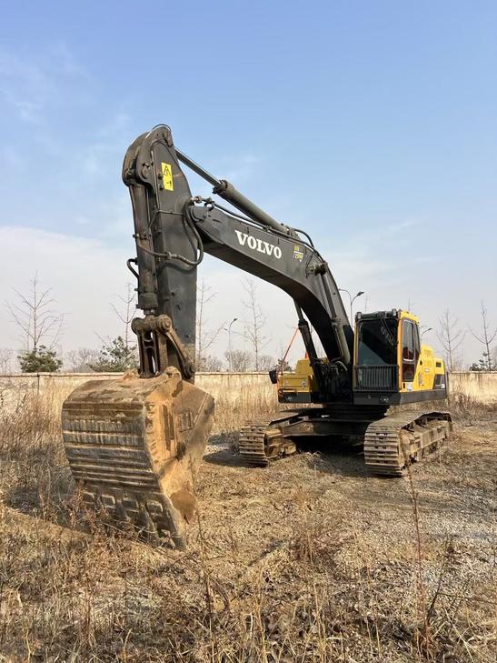 Buy Volvo EC360LC Used Excavator / 1