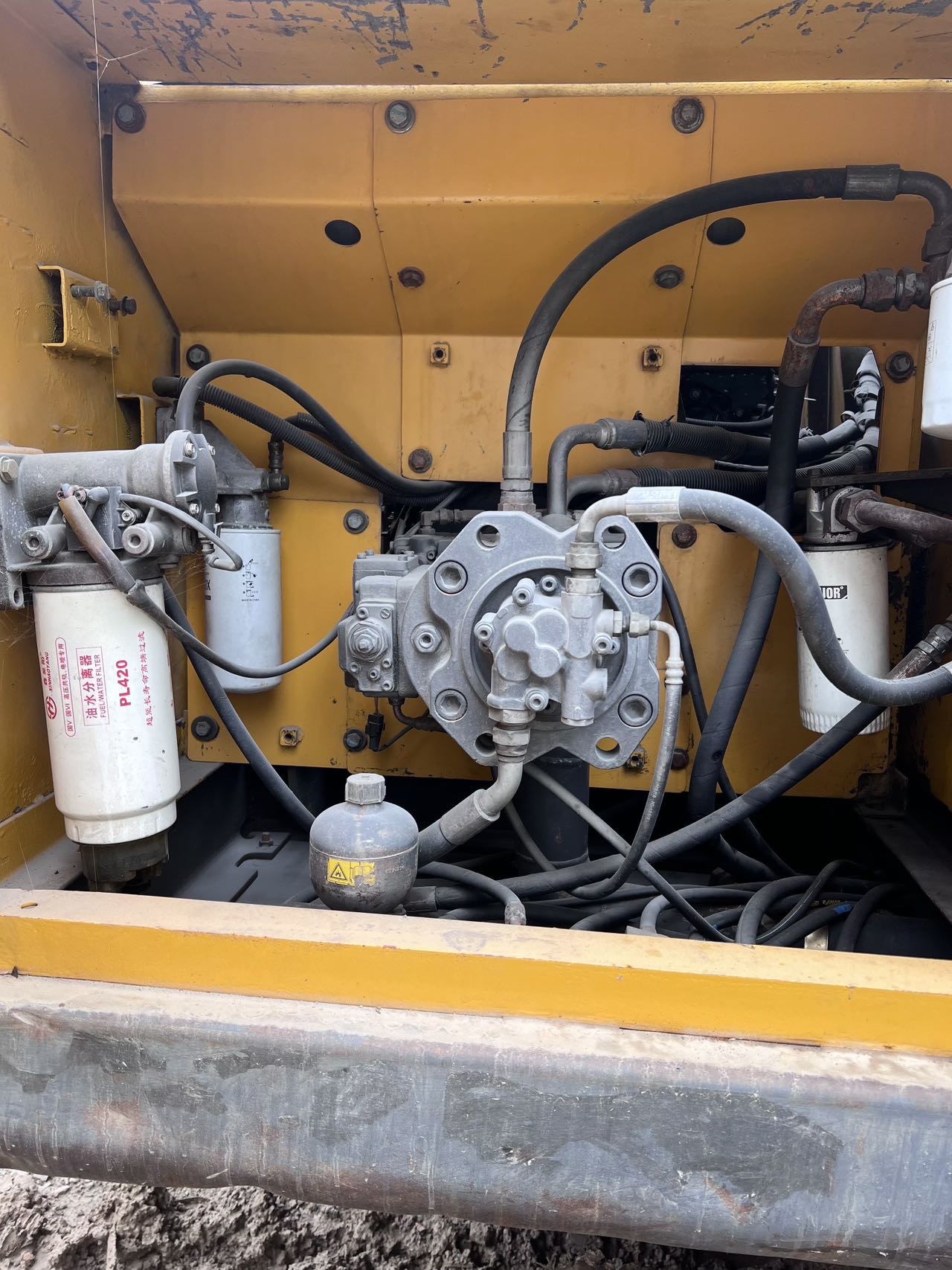 Buy Volvo EC210D Used Excavator / 5 Used Volvo EC210D Excavator 2015 Model / 5