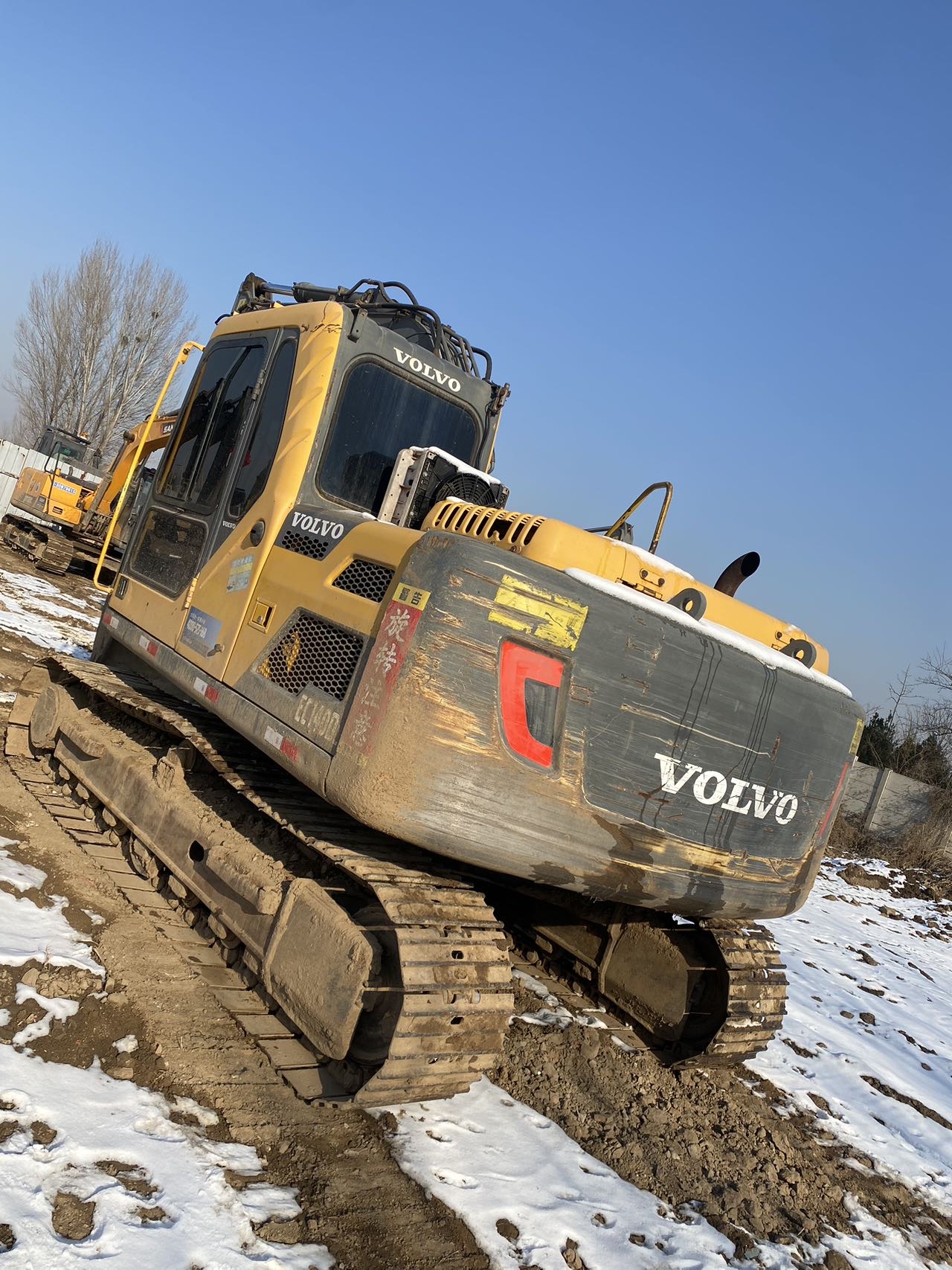 Buy Volvo EC140DL Used Excavator / 3 Used Volvo EC140DL Excavator 2016 Model / 3