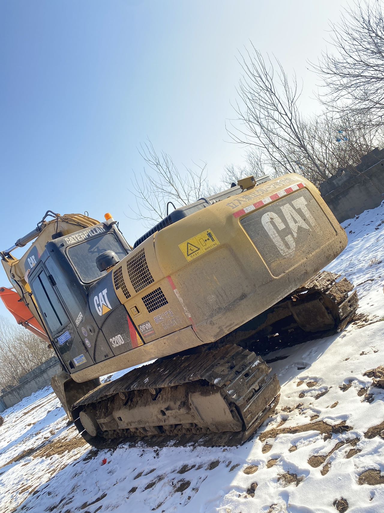 Buy Caterpillar 320D Used Excavator / 4 Used Caterpillar 320D Excavator 2015 Model / 4