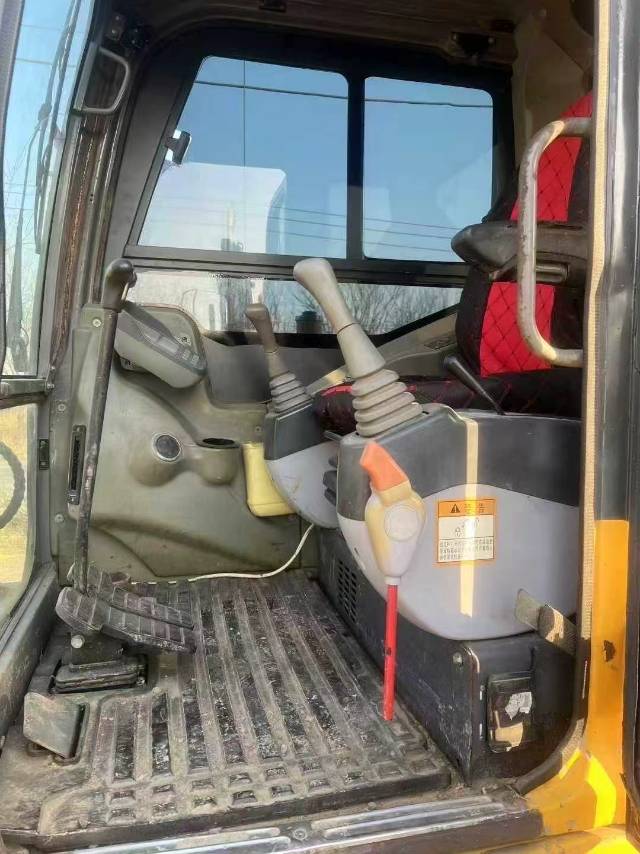 Used XCMG XE60 Excavator 2020 Model / 8