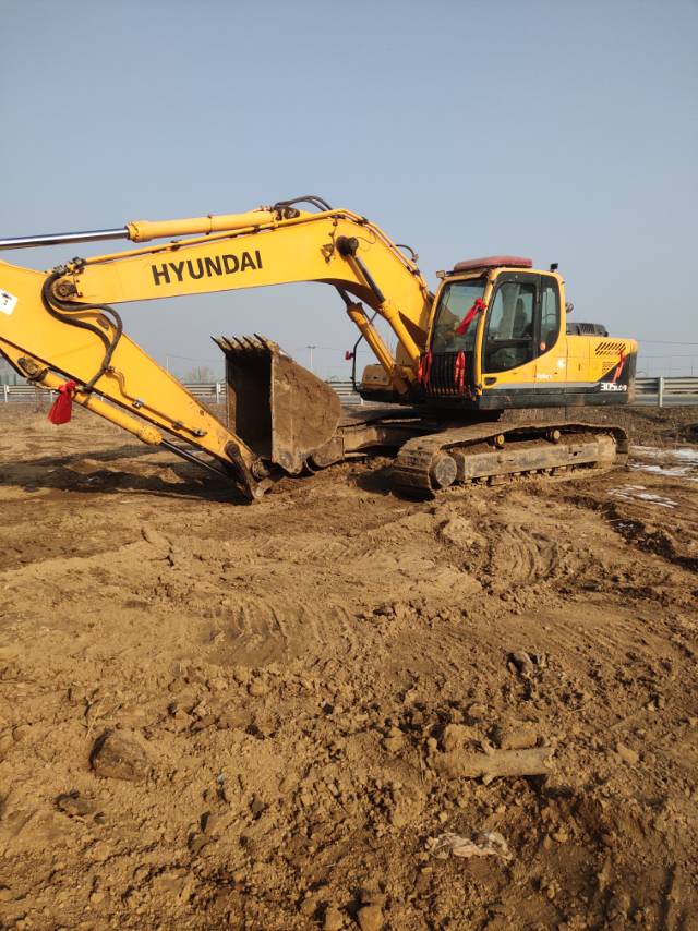 Used Hyundai 265 Excavator 2020 Model / 6