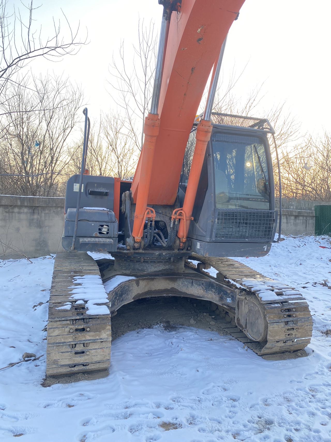 Used Hitachi ZX240 Excavator 2014 Model / 9