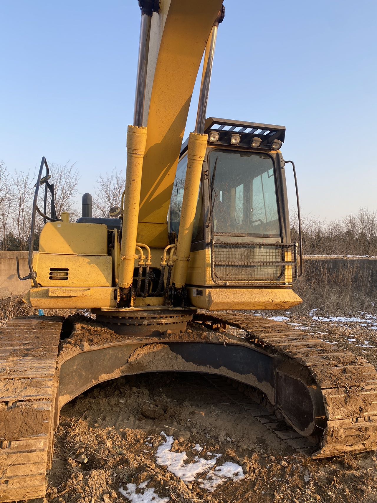 Used Komatsu PC240LC-8 Excavator 2015 Model / 9