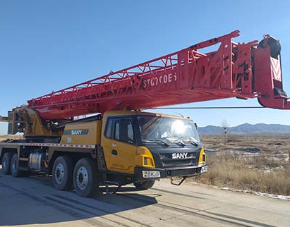 三一STC700E5汽车吊性能参数吊臂计算吊车工况表