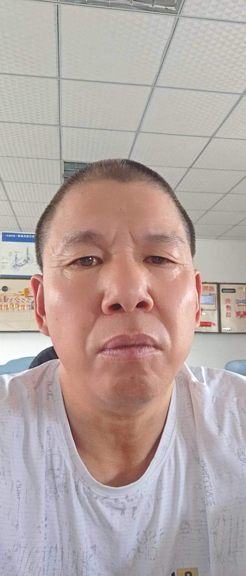 https://assets.gongji58.com/2026-06-15/4qs16vnehj1781495020.jpg!medium